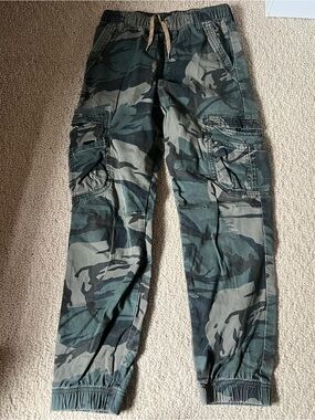 Wrangler Green Camo Cargo Pants with Red Logo Tab